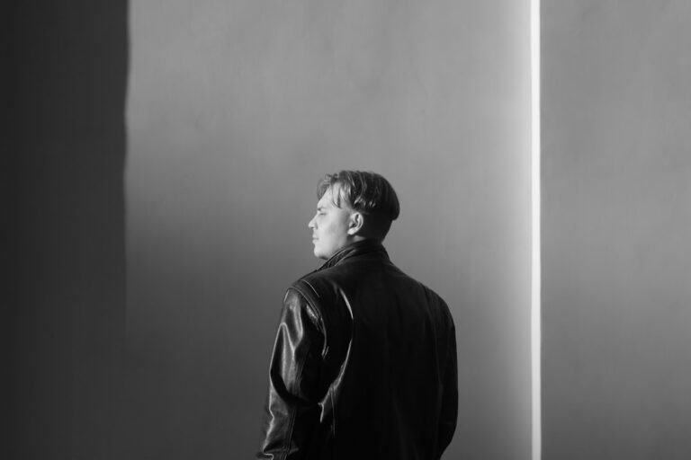 The Perfect Leather Jacket for Every Season and Occasion